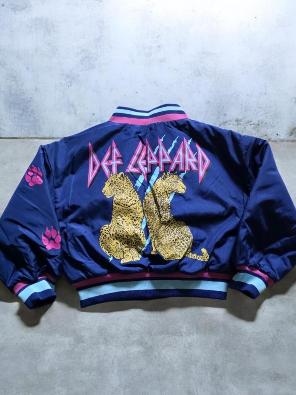 NWOT DEF LEPPARD (4/5) Zip Up Varsity Jacket with Graphics